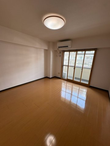 本郷ハイホームの洋室