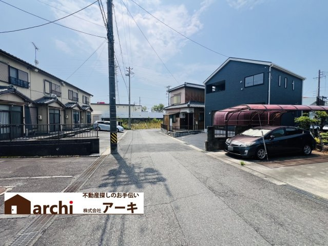 半田市美原町1丁目225番の一部『仲介手数料無料』新築一戸建て・建売の前面道路含む現地写真