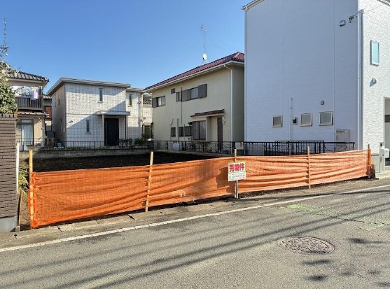 敷地面積61坪　売地　川越市稲荷町の外観|更地　敷地面積61.71坪！建築条件なし！お好きなハウスメーカーで建築可能です♪
整形地！南西側道路！日当たり良好です♪