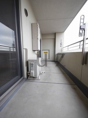 サンハイム鶴見のバルコニー
