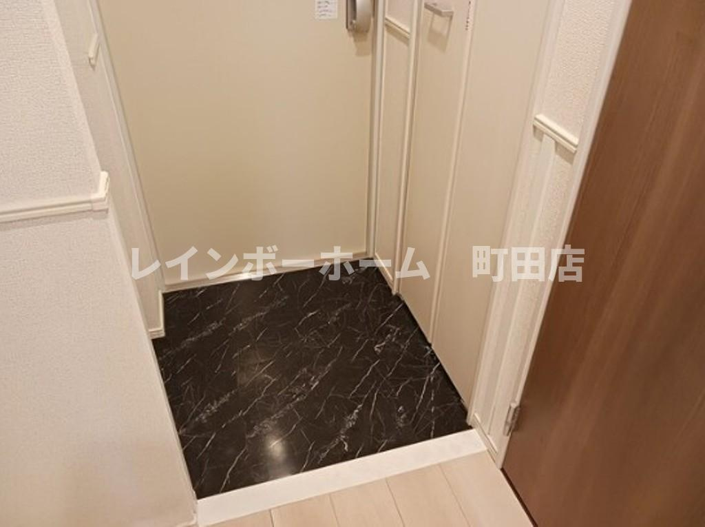 ヴェリーヌ※初期費用分割あと払いサービス利用可能物件の玄関