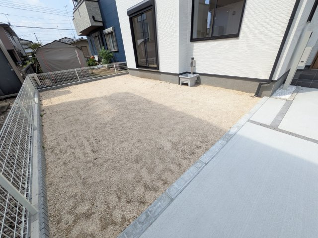 水戸市堀町23　新築戸建の庭|日当たりや広さを現地で体感してください。理想のガーデニングや家庭菜園を始めてみませんか。