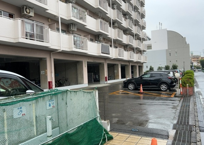 【駐輪場】 | チサンマンション鹿沼台 | マンションの駐輪場は、事前に空きがあるか確認を取ると安心です。せっかく入居したのに駐輪スペースがない！なんてことになったら大変ですよね。そこで、内見時や購入前にはまず事前に確認しておくと良いでしょう。