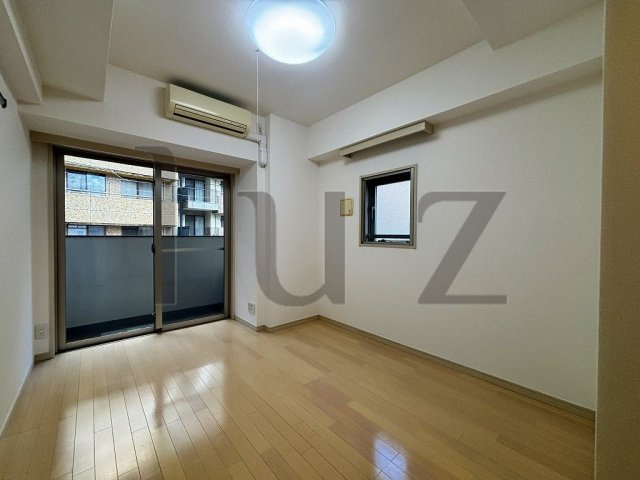 グランドガーラ横濱山下町の居間・リビング