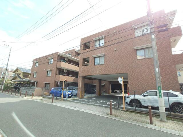 ローズマンション白糸台第３の外観