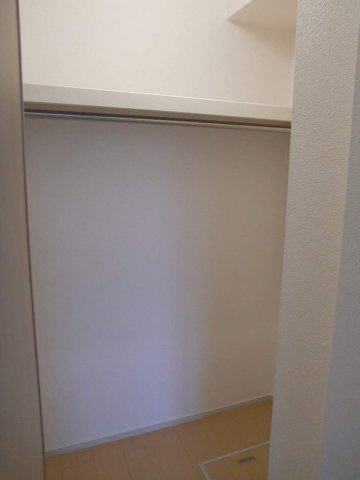 コーポ勢多Ⅵ番館の収納