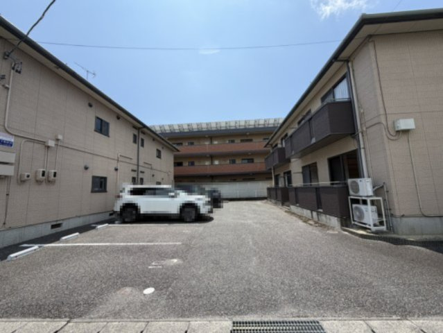 ニコレットテラスAの駐車場