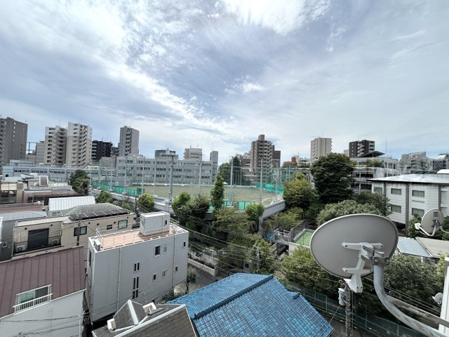 【展望】 | コーポ小石川 | バルコニーからの景色です～即日のご見学可能～　お問合せはお気軽にどうぞ。

