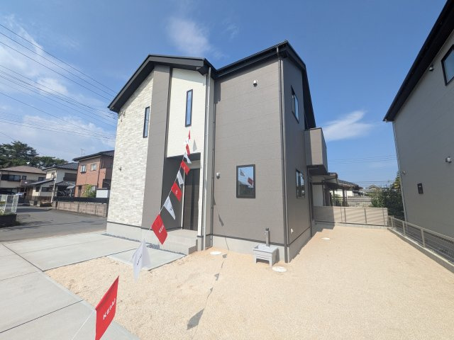 水戸市酒門町16期　新築戸建　1号棟の外観|【月々6万円台〜】
写真だけでは伝わらない快適さを、ぜひ現地で体感しませんか？
即日見学可能です！平日のご案内も可能です♪
お気軽にお問合せください！
