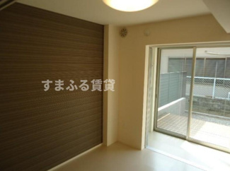 【寝室】 | サンエイジュ　西尾市米津町