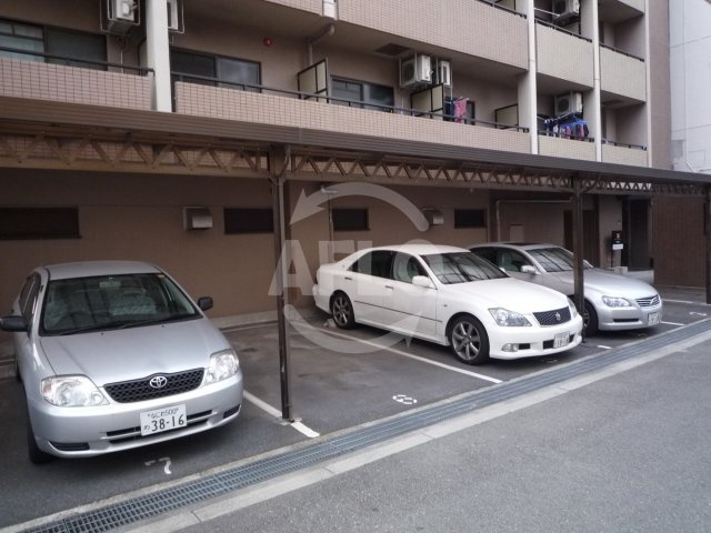 デセンシアISHIFUNEの駐車場|デセンシアISHIFUNE　駐車場