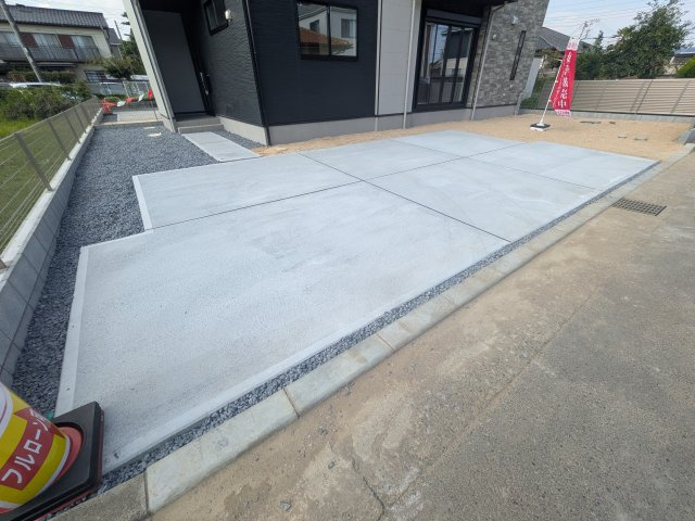 水戸市酒門町16期　新築戸建　2号棟の駐車場|駐車は4台可能です♪