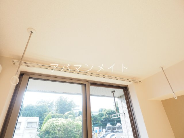 【設備】 | プロミネンス東戸塚～仲介手数料半月分～ | 室内物干し機です