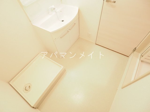 【設備】 | プロミネンス東戸塚～仲介手数料半月分～ | 洗濯機置場＆脱衣スペースです