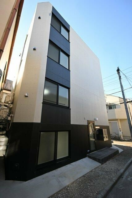 Ｐ＆Ａ日暮里の外観