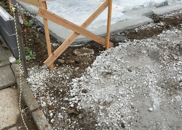 【設備】 | 敷地内には、散水栓や立水栓があります。水道水を直接利用できるため、水を運ぶ手間を省くことが出来ます。大量の水を必要とする洗車作業や清掃などに役立ちます。その他設備とあわせて、現地でご確認ください。