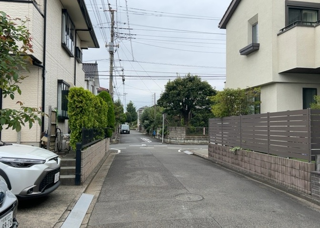 【展望】 | 眺望を気にして物件を探す場合、前面に建物が建っていないか現地で確認しましょう！前面に建物があると景色はもちろん、日当たりや風通しにも影響が出てきます。住んだ時のことを想像しながら現地見学をしましょう。
