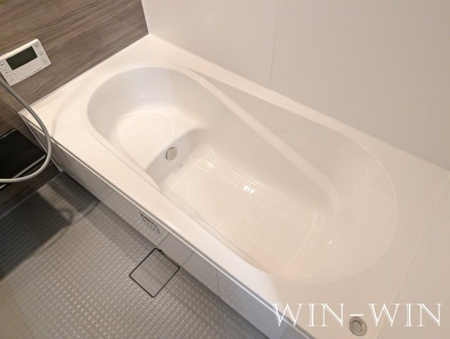 D-avance前田町二丁目の浴室