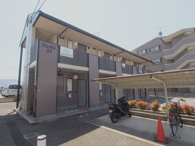 広島市安佐南区川内６丁目のアパートの外観