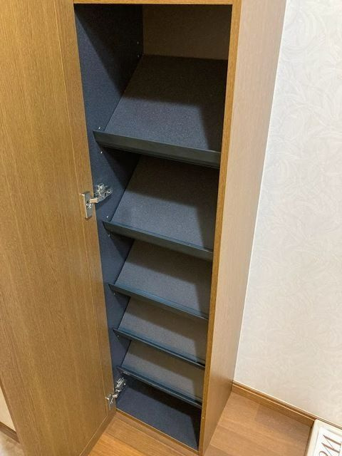 キングダム・エフの玄関