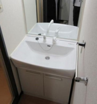 ザ・プラザⅡの独立洗面台