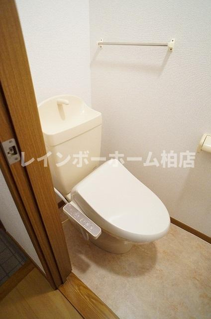 【仲介手数料：50％OFF】対象物件！のトイレ|落ち着いた色調のトイレです