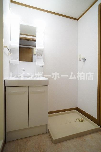 【仲介手数料：50％OFF】対象物件！の洗面所|明るい洗面所です