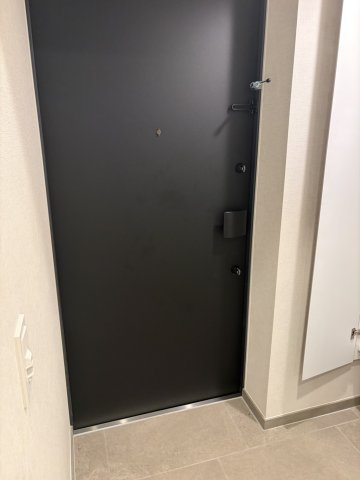 リビオメゾン田端の玄関
