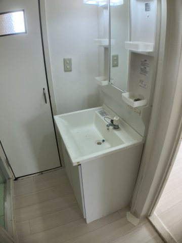 小山マンションの洗面所