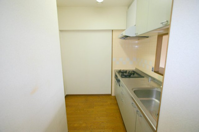 【キッチン】 | ソレイユレヴァン | ※同タイプの写真となり、実際のお部屋とは異なる場合があります