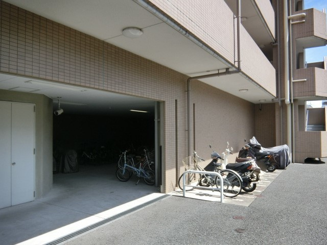 エスト茨木の周辺