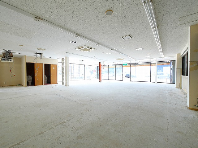奈良事務機本社ビルAの内装