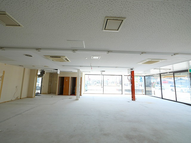 奈良事務機本社ビルAの内装