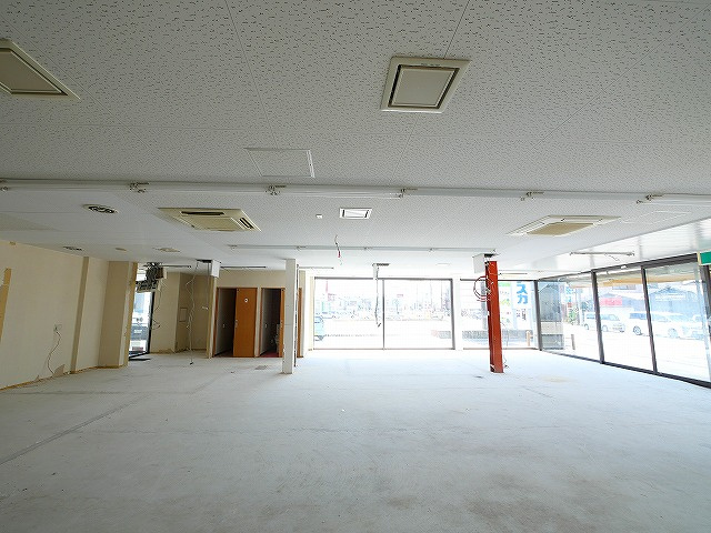 奈良事務機本社ビルAの内装