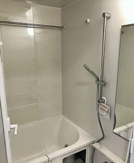 Ｂ　ＣＩＴＹ　ＡＰＡＲＴＭＥＮＴ　ＳＨＩＮＪＵＫＵ　ＮＷの浴室
