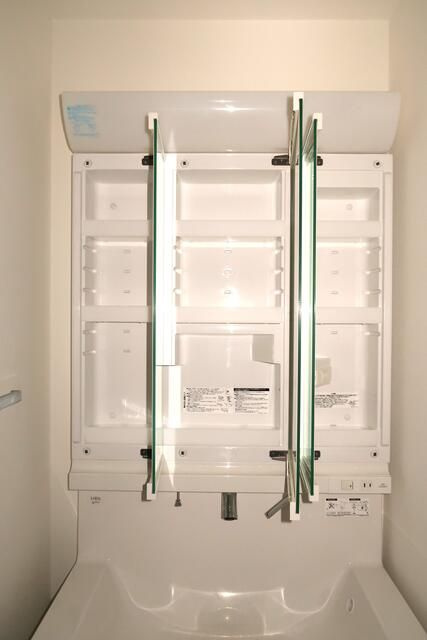 Ｂ　ＣＩＴＹ　ＡＰＡＲＴＭＥＮＴ　ＳＨＩＮＪＵＫＵ　ＮＷの洗面所