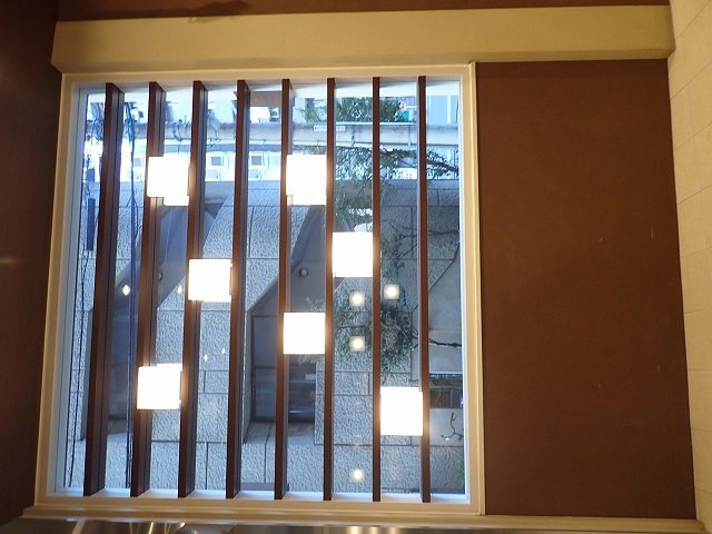 LUMIEC un HONGOのエントランス