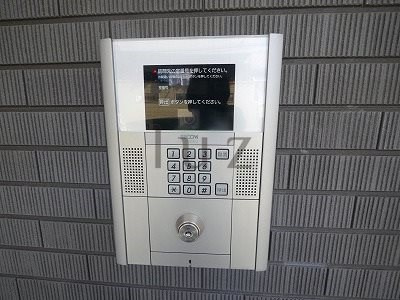 リブリエヌのセキュリティ|オートロック完備で女性も安心！