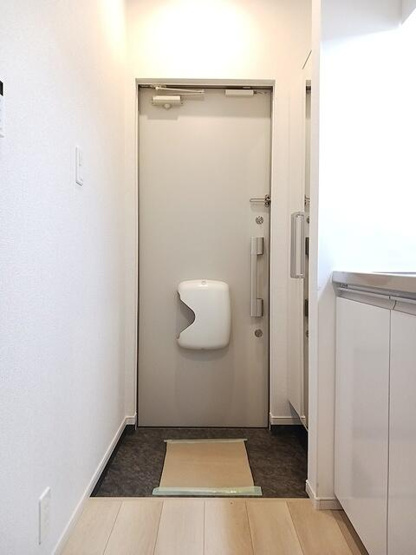 【玄関】