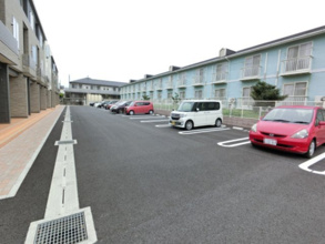 【駐車場】