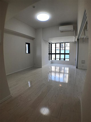 S-RESIDENCE神戸元町の居間・リビング