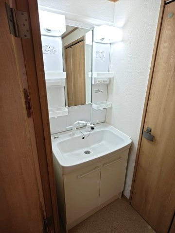 田中マンションの洗面所