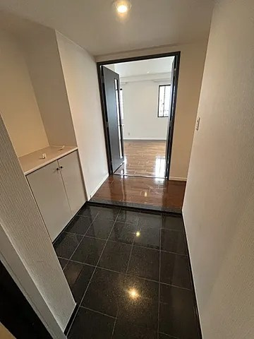 芦屋ガーデンの玄関