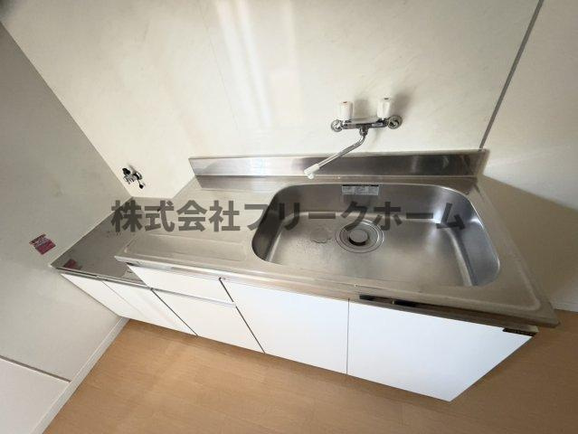 武蔵野市御殿山２丁目のアパートのキッチン