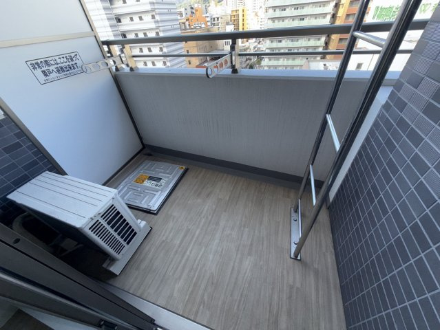 プレサンス神戸元町ミューズのバルコニー|同物件別部屋写真