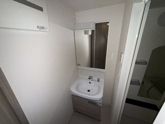 プレサンス神戸元町ミューズの洗面所|同物件別部屋写真