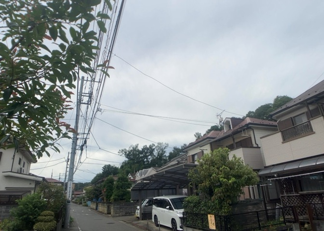 【展望】 | 土地の地勢が高台の場合、景色を綺麗にみることができ、景色にこだわってお家探ししている方におすすめです！また平坦地よりも風通しがいいというメリットがあります。デメリットもあるので是非現地でご確認下さい。