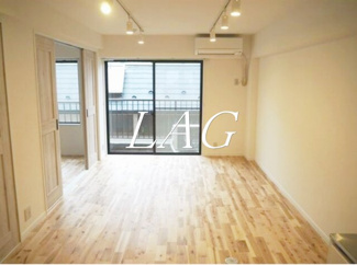 【居間・リビング】 | 秀マンション | 洋室のお部屋です。