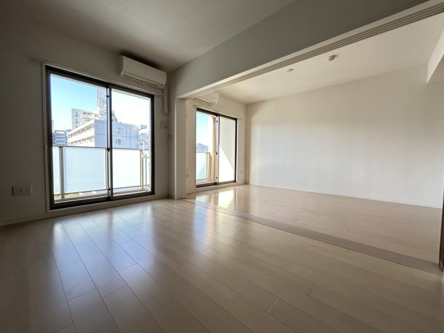 【寝室】ディアメゾン新白島駅