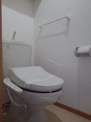 グレイスフルハウスのトイレ|落ち着いたトイレです